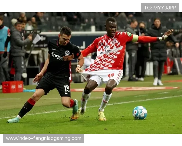 利物浦客场挑战法兰克福前航班延误 球队行程受阻面临不确定性