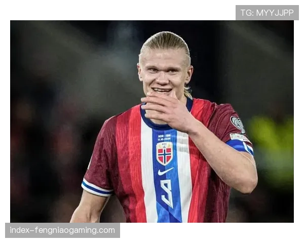 哈兰德失点后独自加练点球，伊蒂哈德球场灯光为其而亮